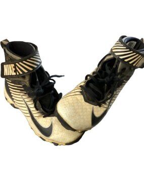 Boys Nike junior football cleats